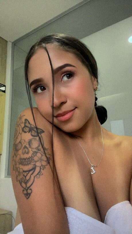 Sarah Lopez portrait